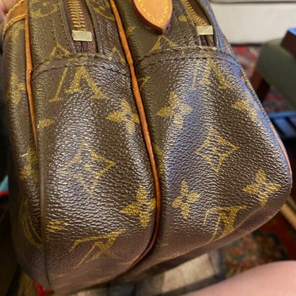 Authentic Vintage LOUIS VUITTON Reporter PM Monogram Canvas Crossbody Bag - Picture 11 of 16